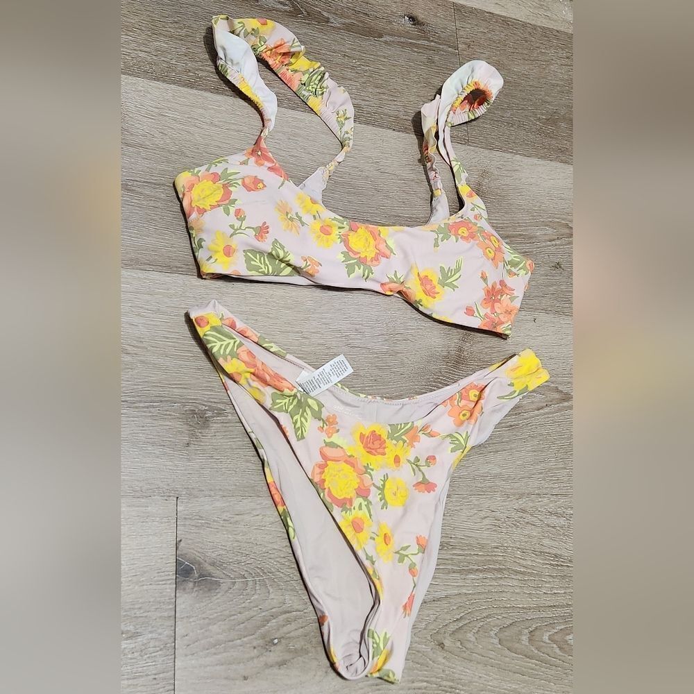 Aerie 2 Piece Swim Bikini Set Sz Medium Retro Floral Top Cheeky Bottom